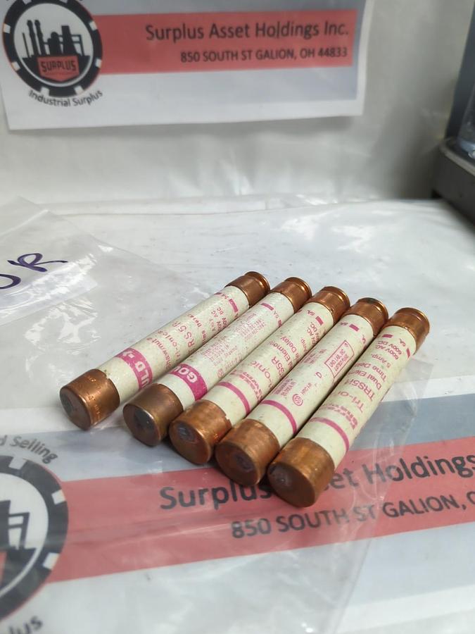 Used GOULD SHAWMUT,TRS5R,TRI-ONIC 5 AMP FUSE LOT OF 5 PRE-OWNED