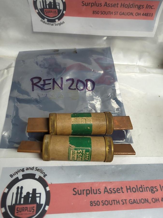 BUSSMANN,REN-200RENEWABLE SUPER-LAG 200 AMP FUSE LOT OF 2 PRE-OWNED