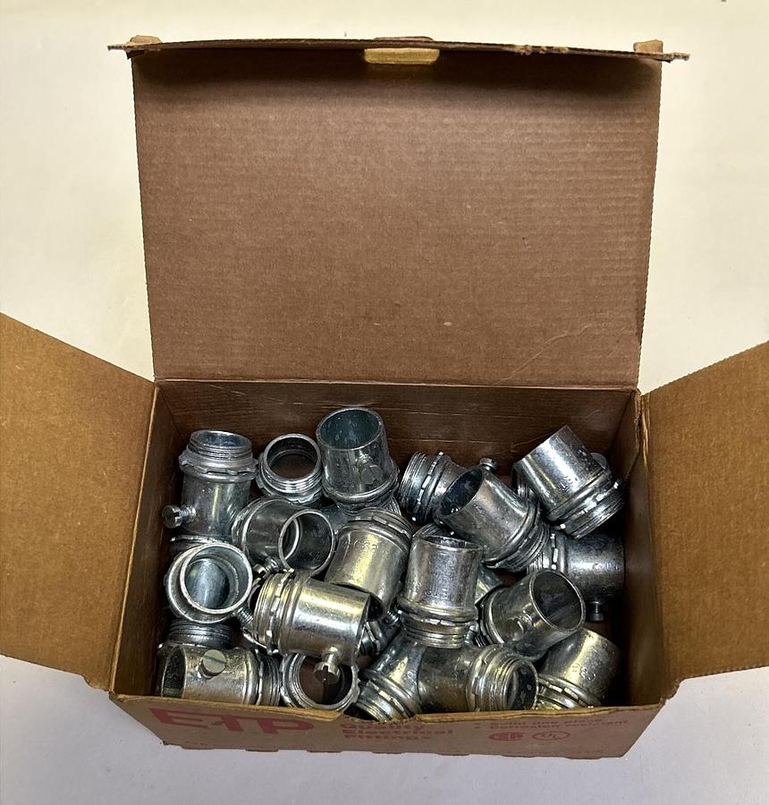 ETP,C-32,STEEL SET SCREW CONNECTORS 3/4IN LOT OF 25 NEW