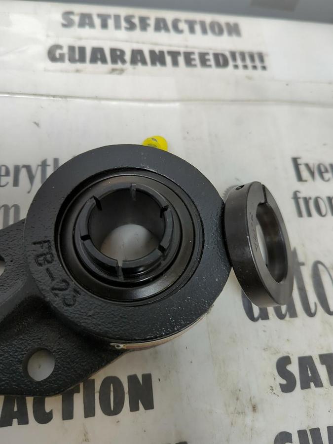 SEALMASTER,BB-20T,CONCENTRIC LOCKING FLANGE MOUNT BEARING 3-BOLT 1-1/4 IN BORE