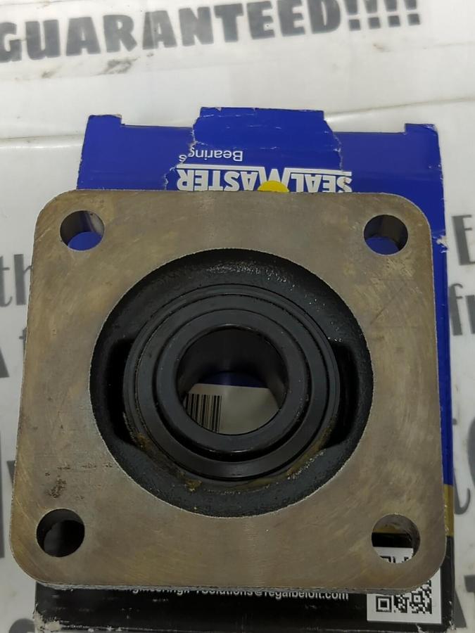 SEALMASTER,SF-18,FLANGE MOUNT BEARING 4-BOLT BASE 1-1/8 INCH BORE NOS