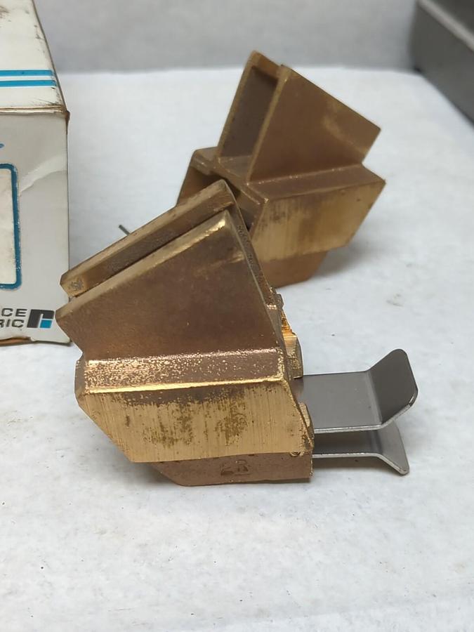RELIANCE ELECTRIC,609416 2R,ELECTRIC MOTOR BRUSHOLDERS LOT OF 2 NOS