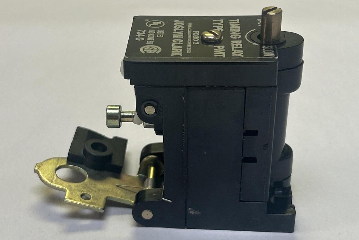 Used JOSLYN CLARK,734G,TIMING RELAY