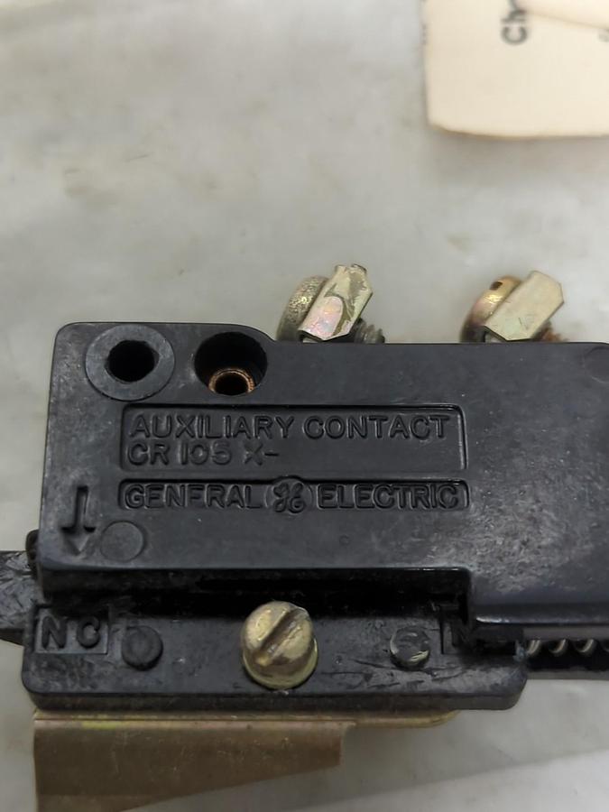 GENERAL ELECTRIC,CR105X100P,AUXILIARY CONTACT KIT 10 AMP NOS