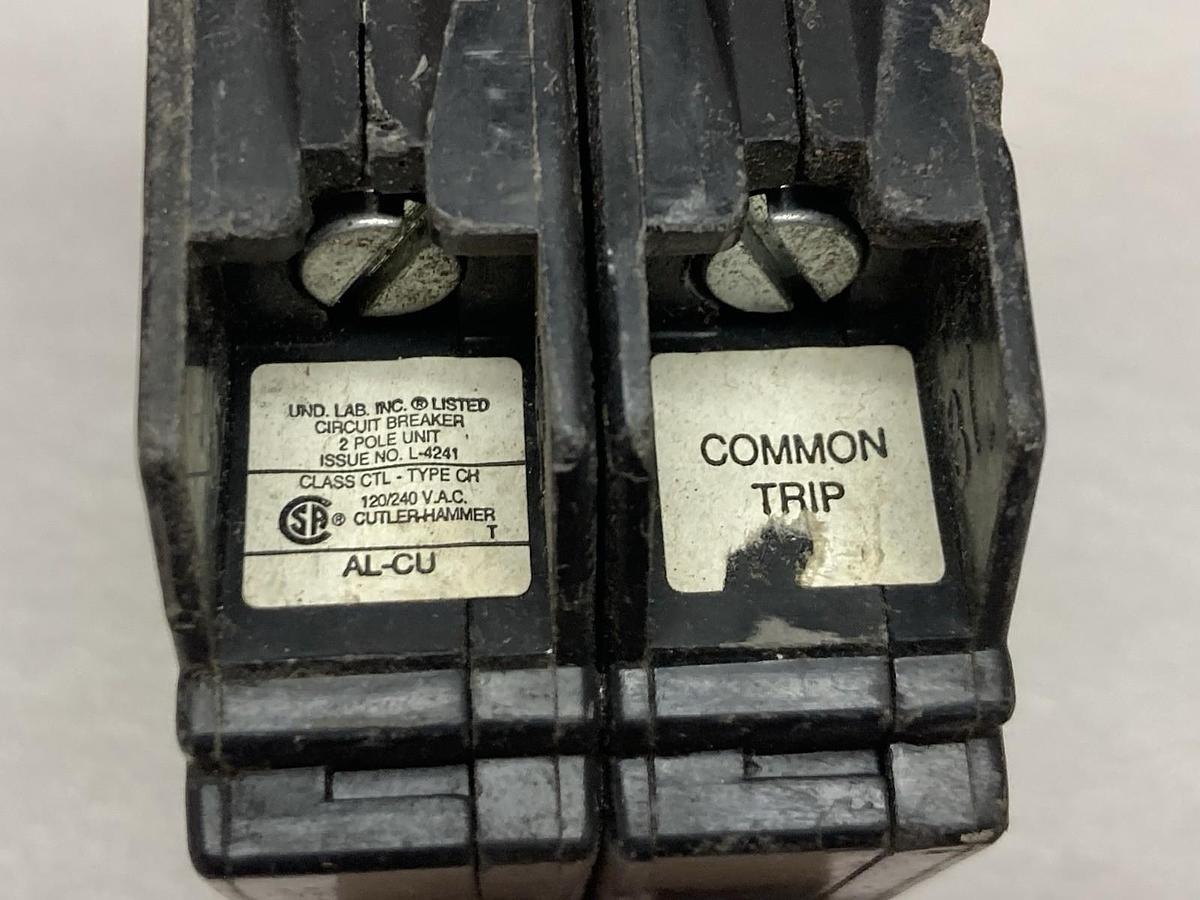 Used Cutler Hammer,AL-CU,2-Pole Metal Foot Circuit Breaker 30A Type CH