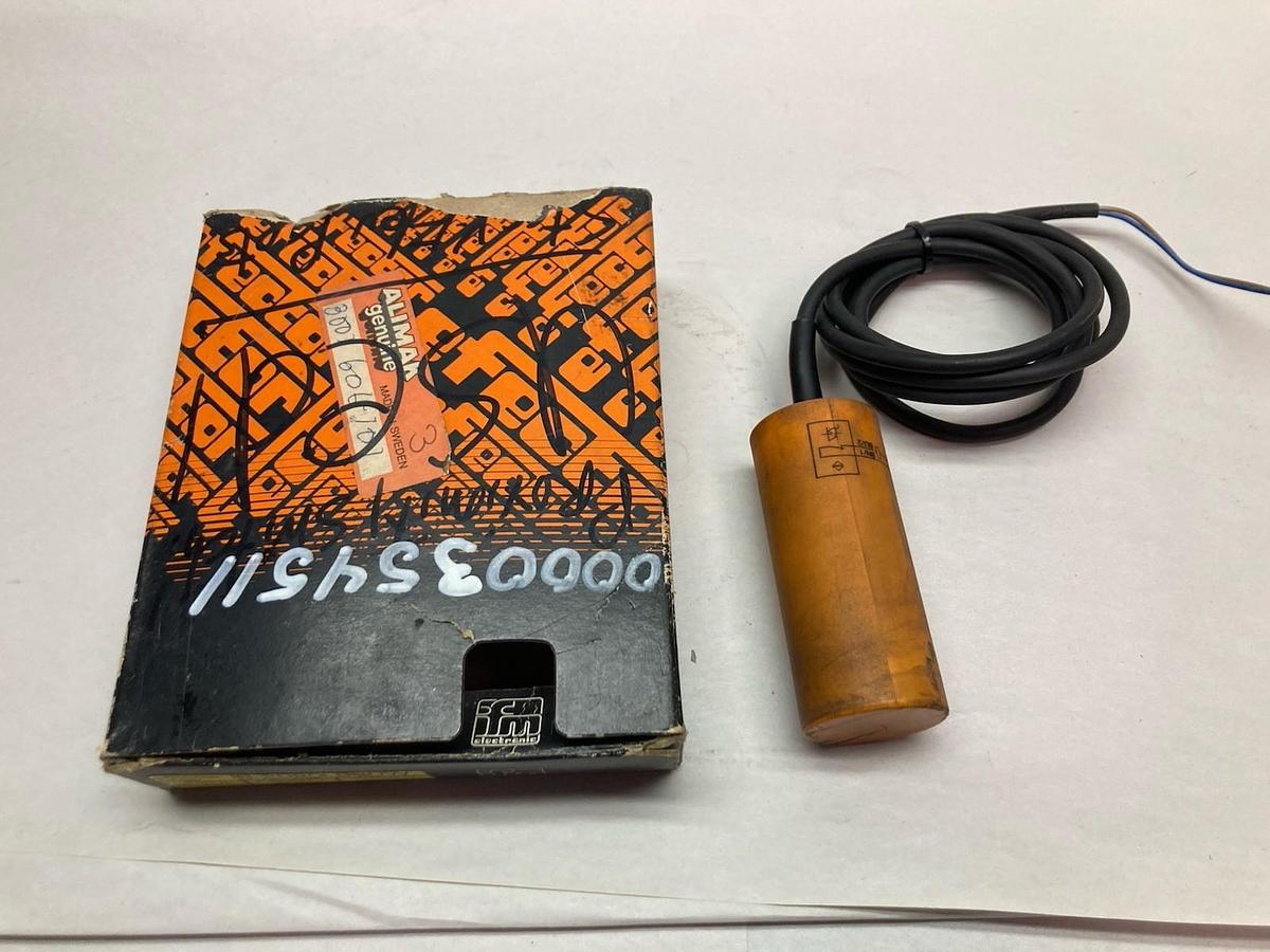 Used IFM,IB-2020LBBOW,Proximity Switch