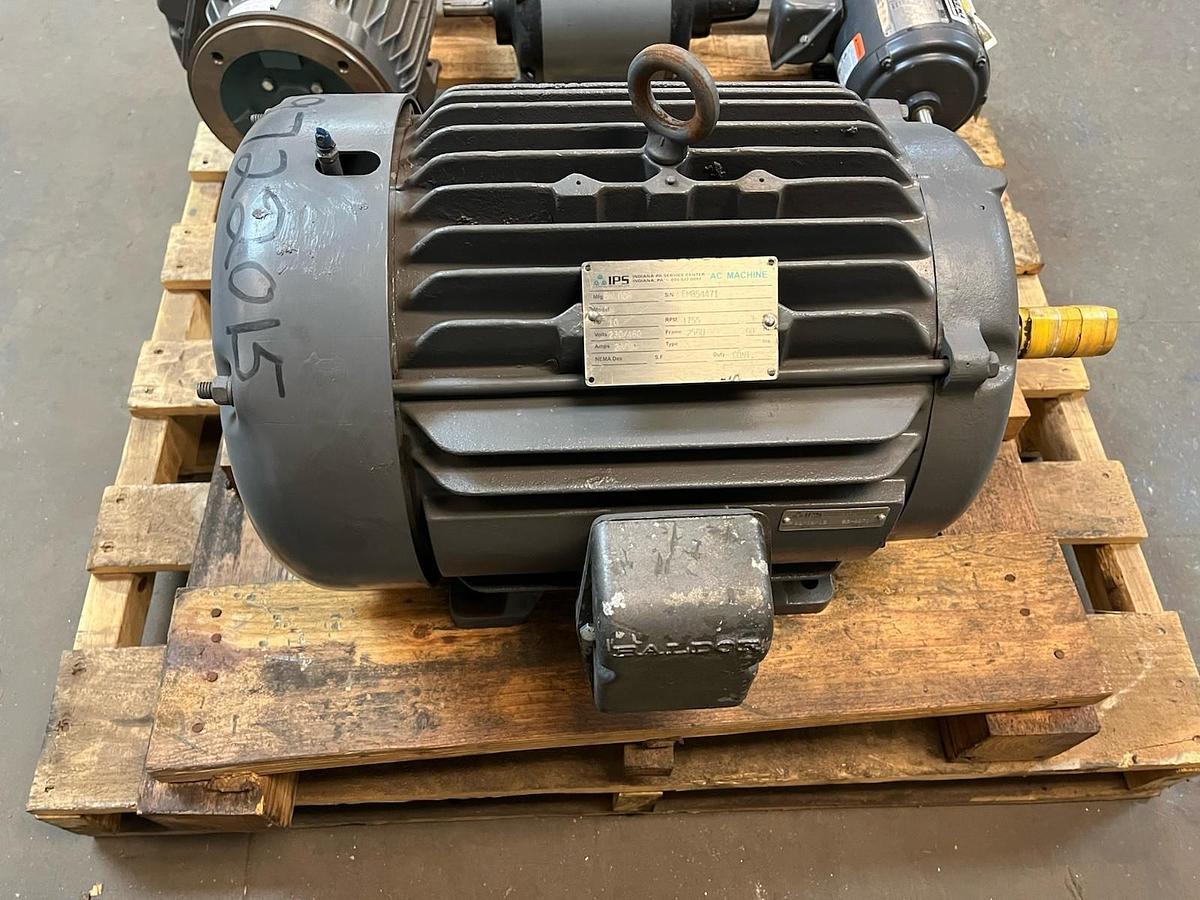 Used BALDOR,10HP,MOTOR 1755RPM 3PH 256U