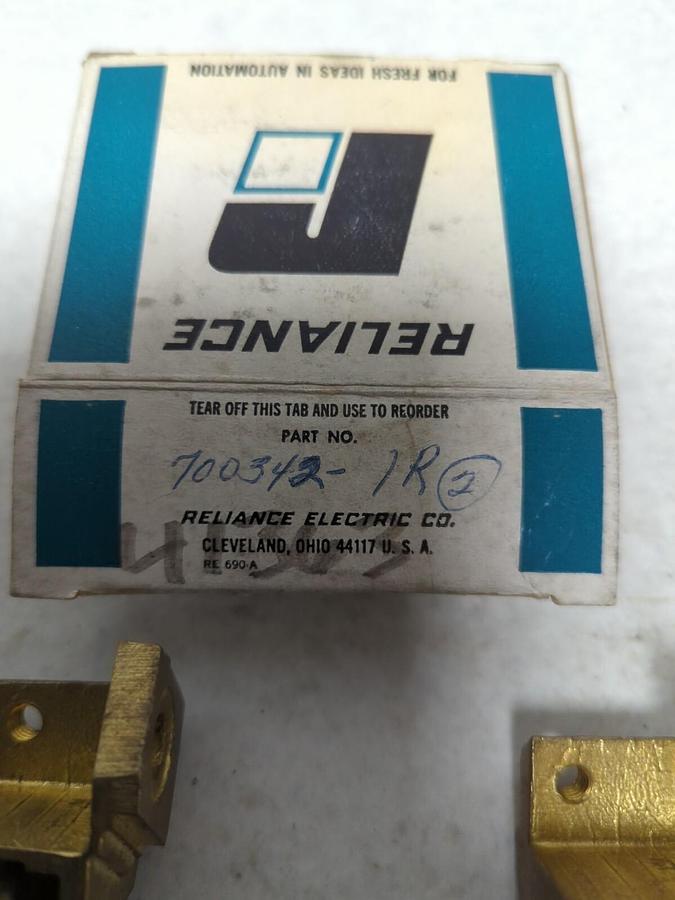 RELIANCE ELECTRIC,700342-1R,ELECTRIC MOTOR BRUSH HOLDERS BOX OF 2 NOS