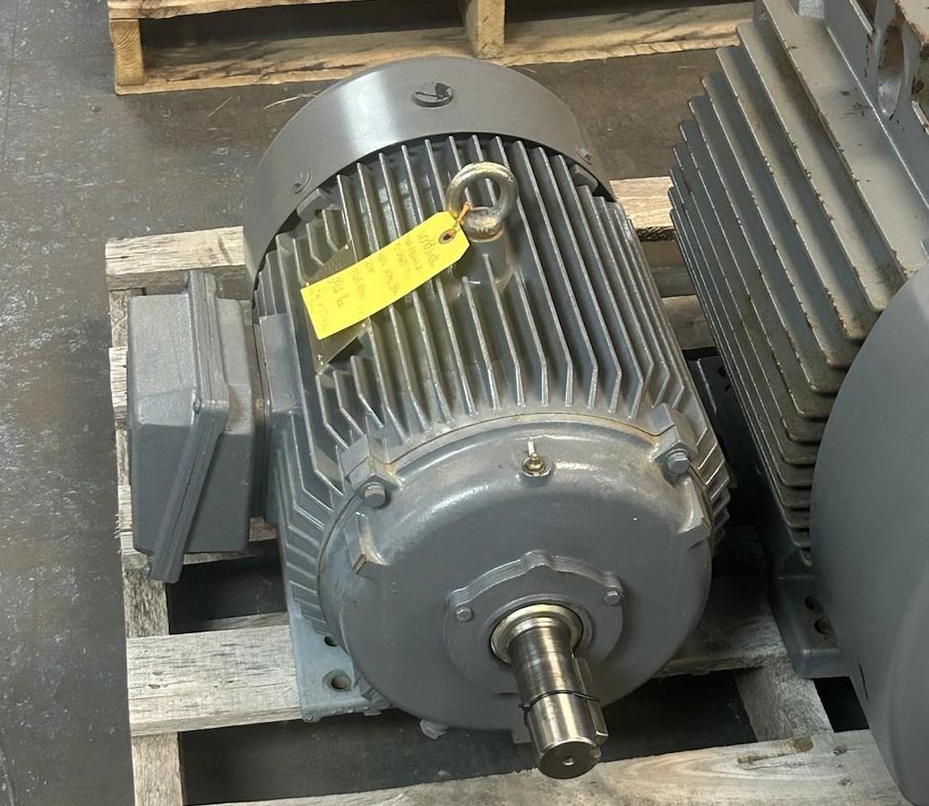 Used WORLDWIDE ELECTRIC,PEWWE20-18-256T,MOTOR 20HP 230/460V 1765RPM 3PH 256T FRAME