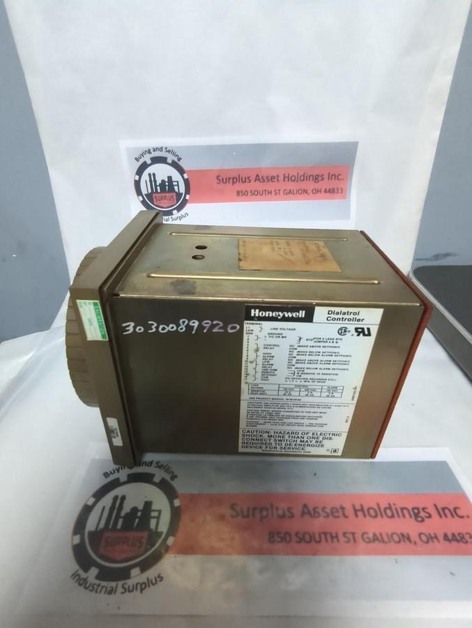 Used HONEYWELL,R7350A 13053,TEMPERATURE CONTROL DIALATROL PRE-OWNED