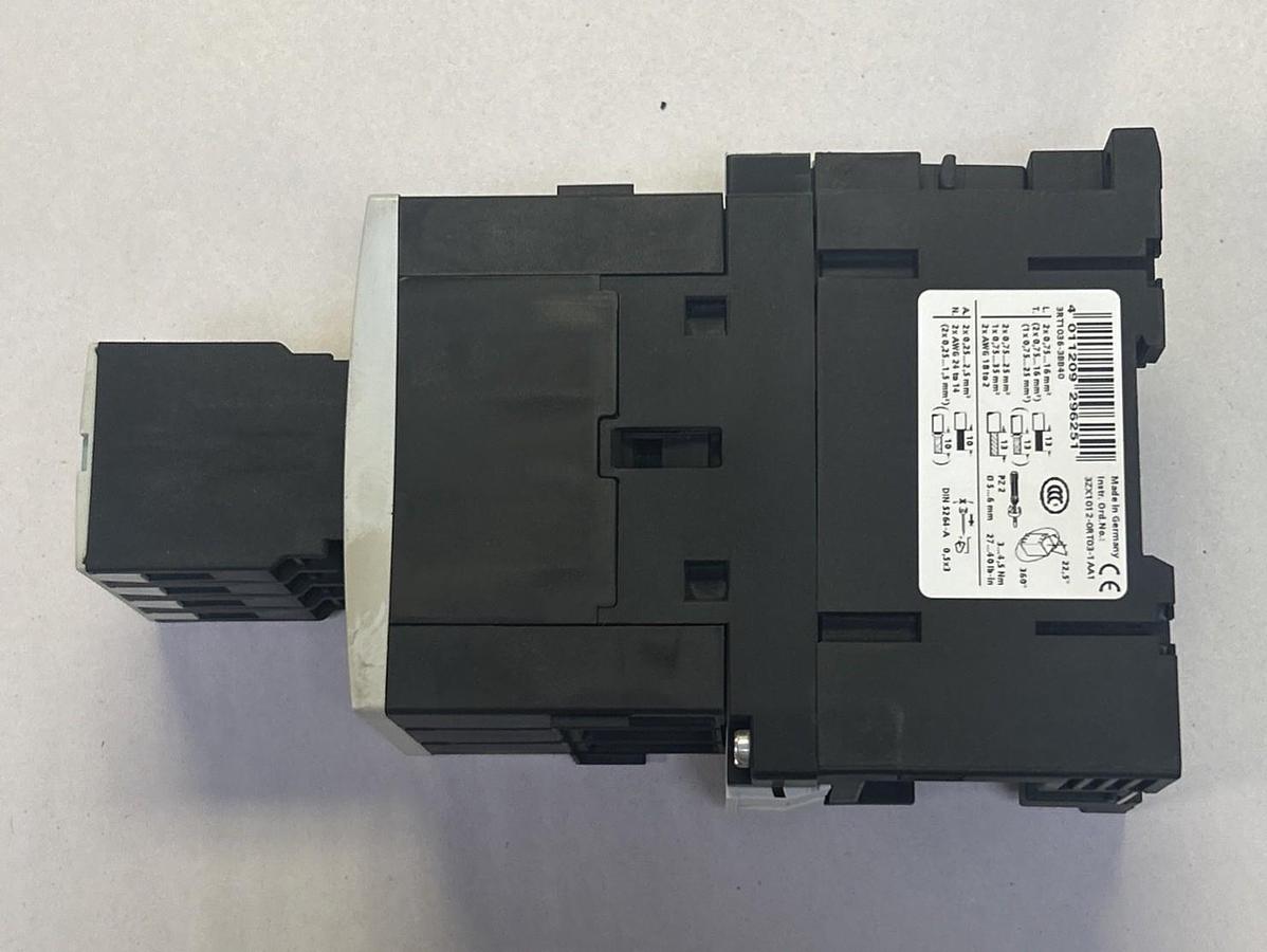 Used SIEMENS,3ZX1012-0RT03-1AA1,CONTACTOR