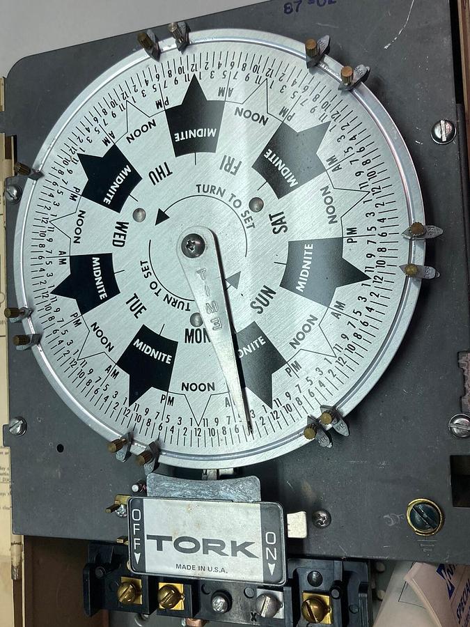 Used Tork,Model W300,Seven Day Calender Dial Time Switch