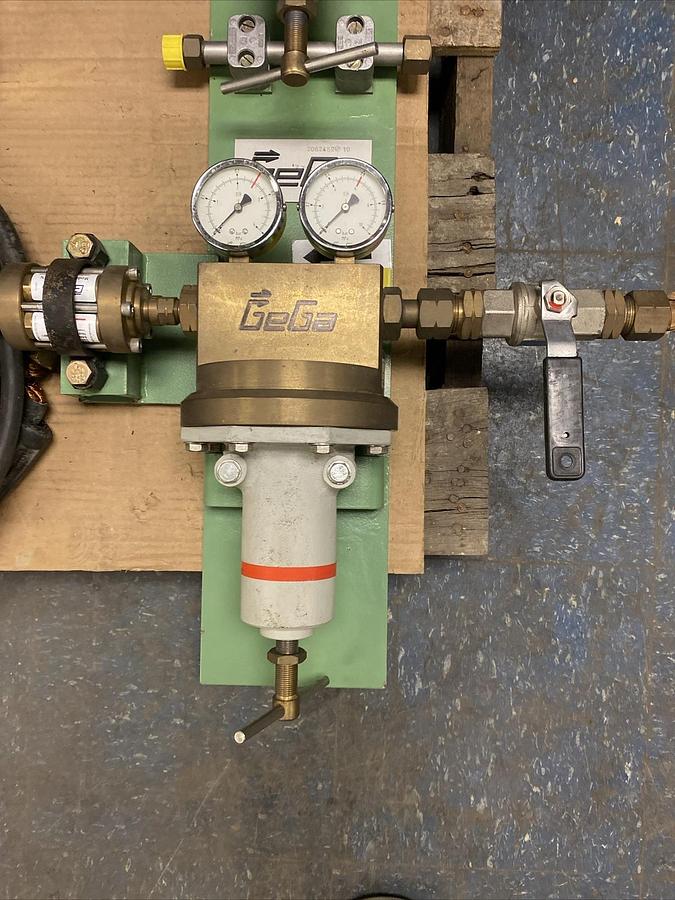 Used GEGA,2062452-10,GAUGE GAS REGULATOR