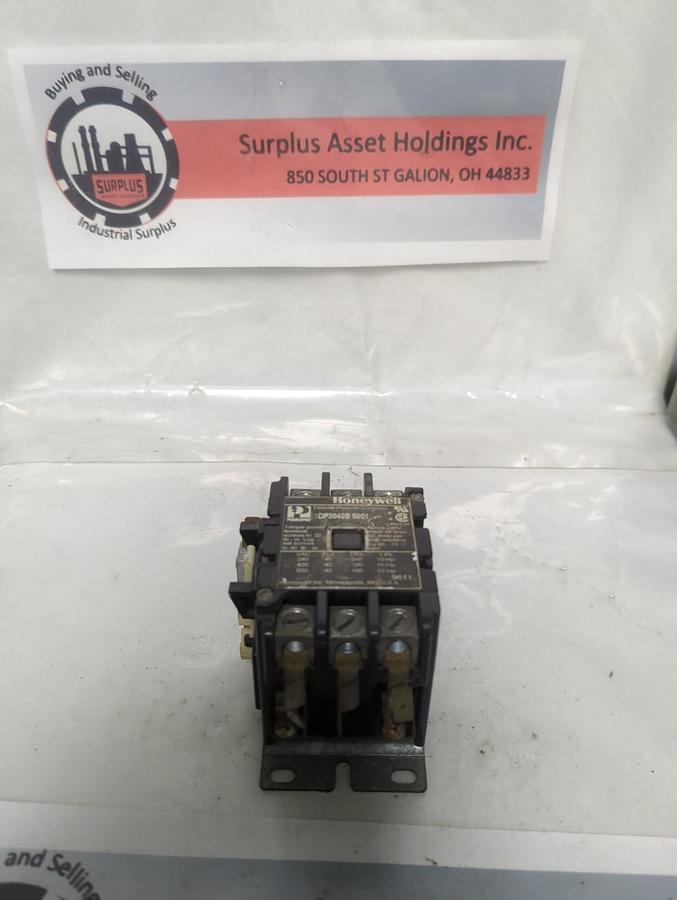 Used HONEYWELL,DP3040B 5001,DEFINITE PURPOSE CONTACTOR PRE-OWNED