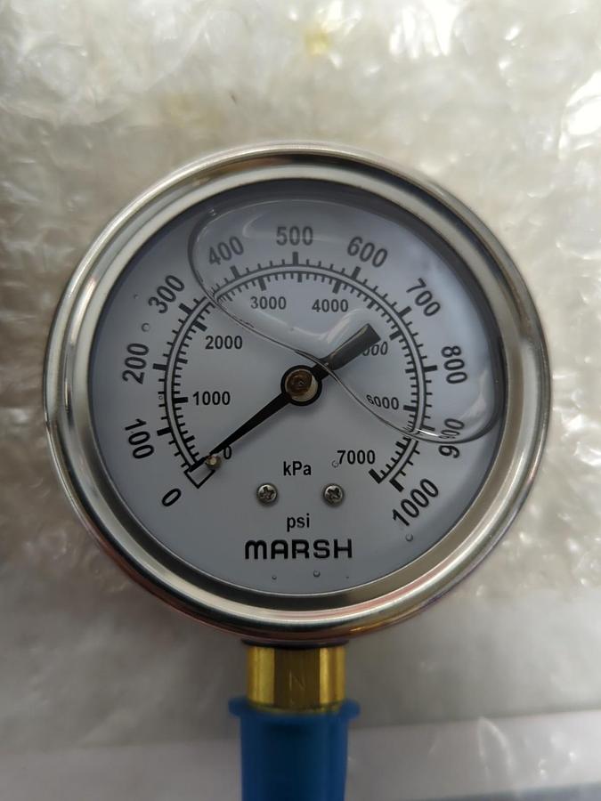 MARSH,J7672P,GAUGE 2-1/2 IN FACE 1/4 IN NPT BOTTOM CONNECTION 0-1000PSI NOS