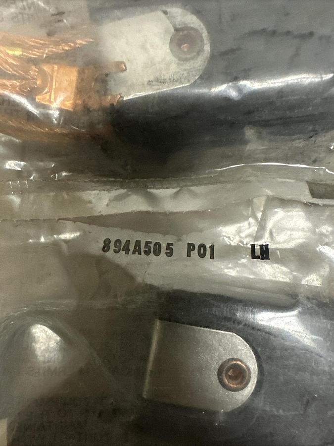 Used GE,894A505P01,Carbon Brush LOT of 2