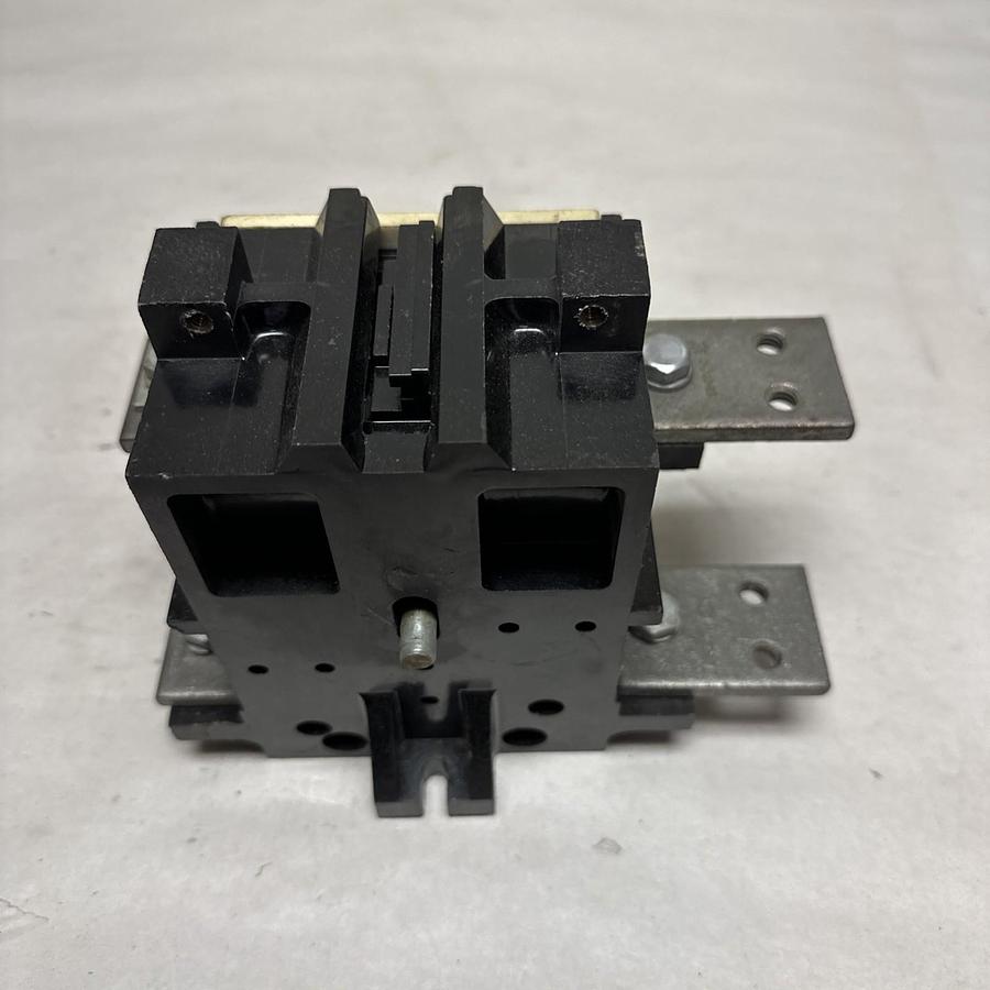 Used Cutler-Hammer,9586,Size 5 Vertical Contacts