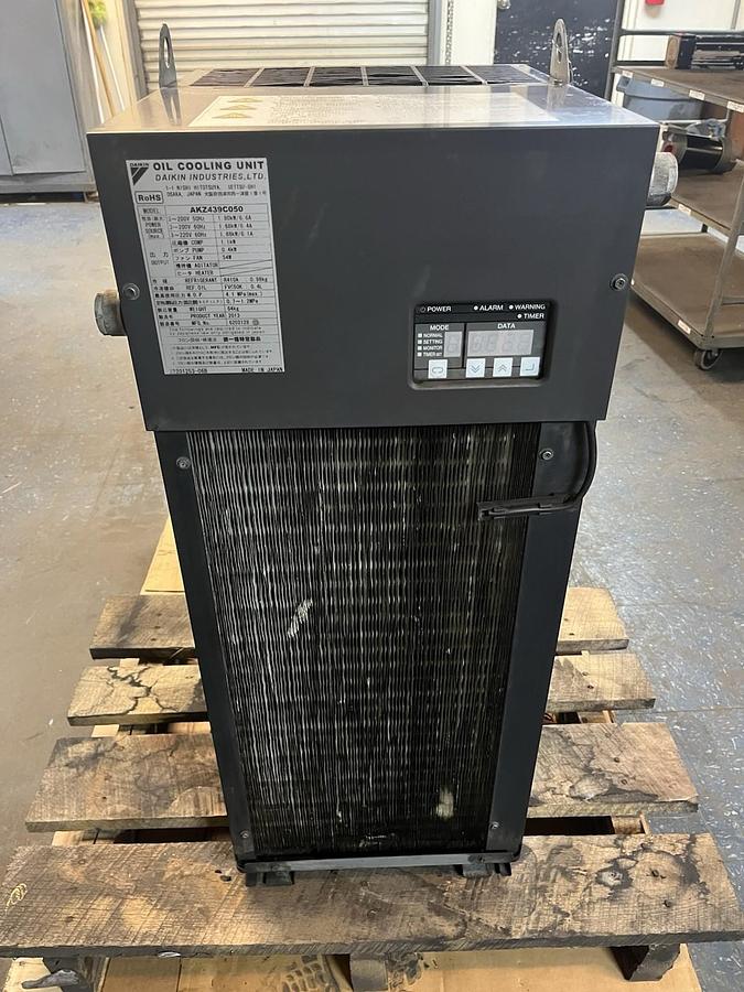 Used DAIKIN,AKZ439-C050,OIL COOLING UNIT AKZ439C050