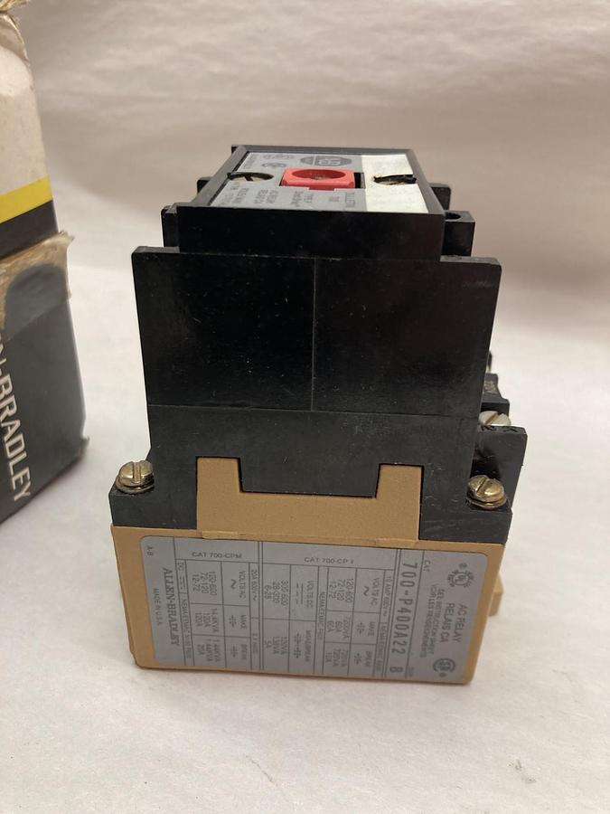 Allen-Bradley,700-P400A22,AC Relay Control Ser B
