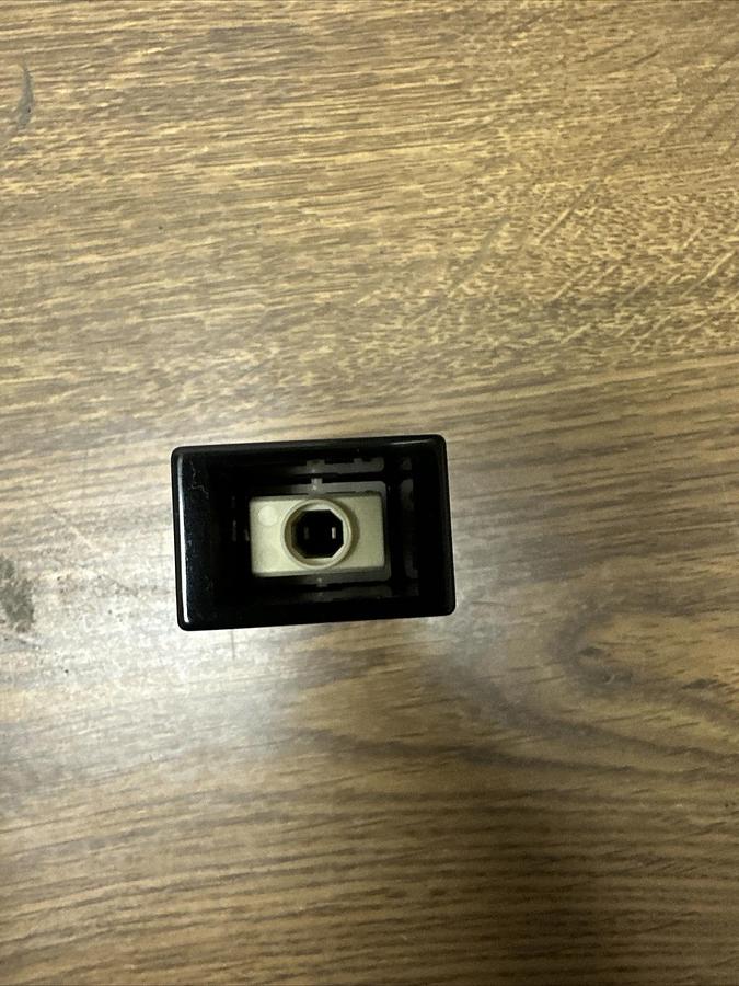 EAO,02-121-011,Lampholder