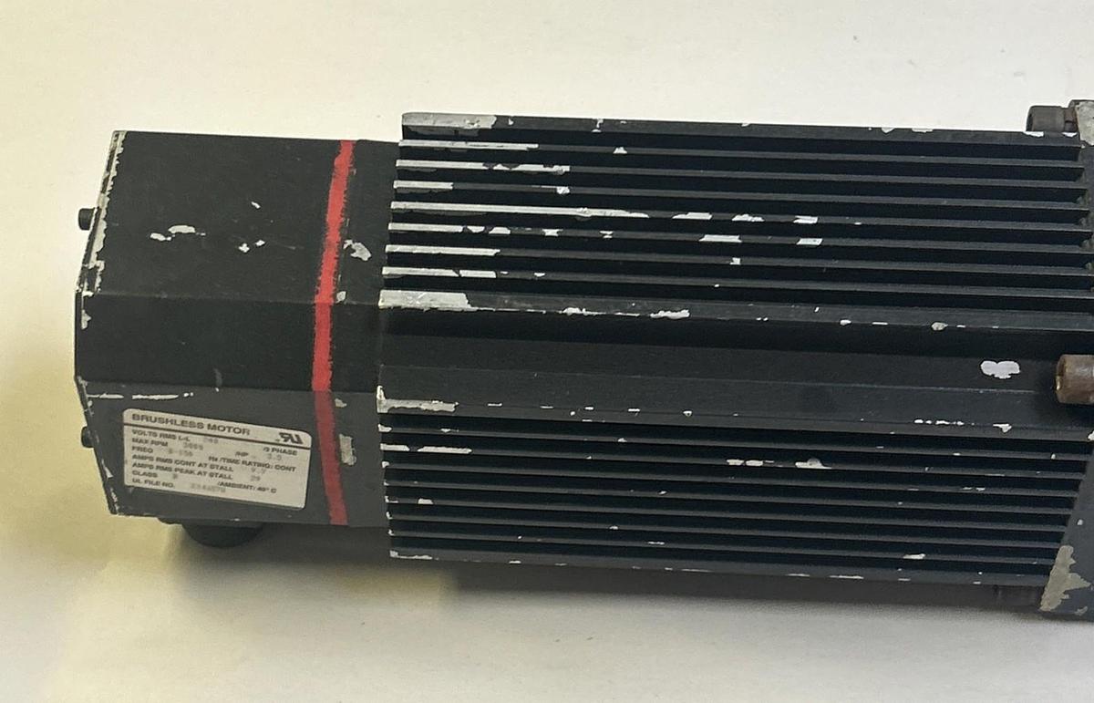 Used RELIANCE,S-4075-R-H00AA,BURSHLESS SERVO MOTOR W/ PG115-005 GEARHEAD