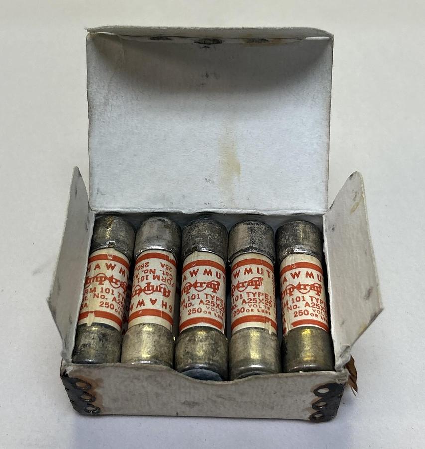 MERSEN,A25X25,FUSE 25A 250V LOT OF 10 NOS