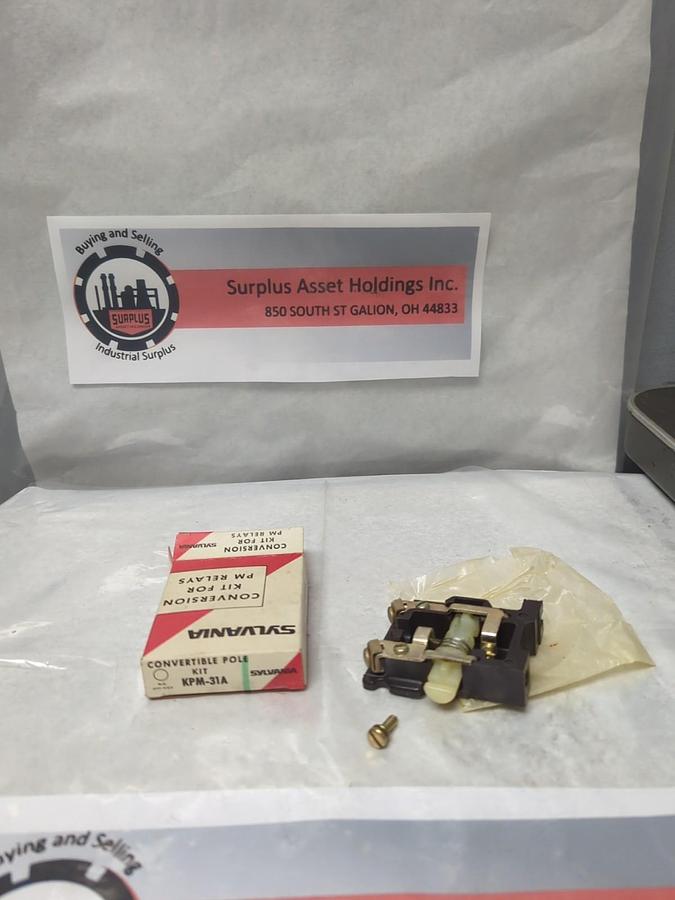 SYLVANIA,KPM-31A,CONVERTIBLE POLE KIT NOS