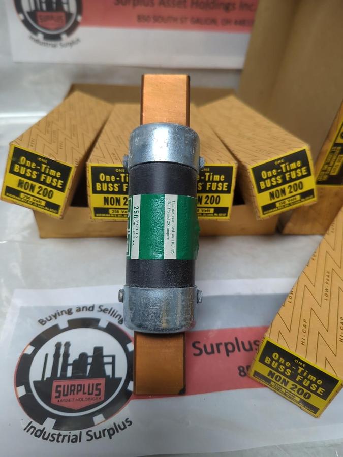 COOPER BUSSMANN,NON-200,ONE-TIME 200 AMP FUSE 5 PACK NOS