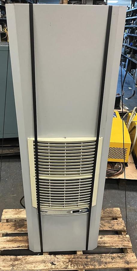 Used APW MCLEAN,M52-1016-038,ENCLOSURE AIR CONDITIONER 115V 1PH 10000BTU