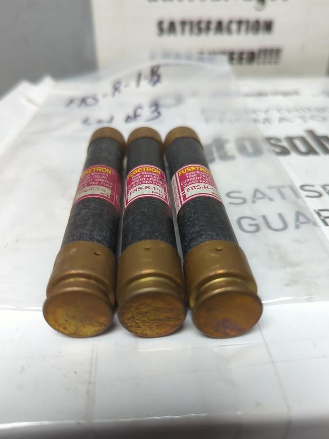 COOPER BUSSMANN,FRS-R-1-1/2,FUSETRON 1-1/2 AMP FUSES LOT OF 3