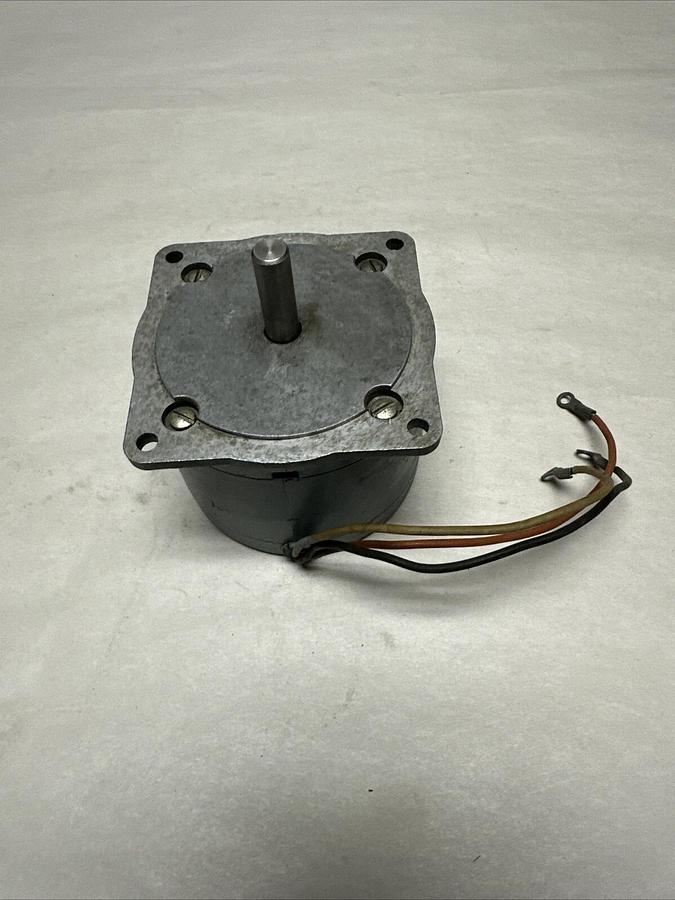 Used SLO-SYN,SS-50,Driving Motor 120V .3A 50-60CY 72RPM (G120)
