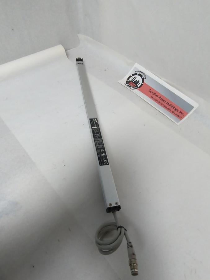 Used SUNX,SF2-NA14P-PN,SAFETY LIGHT CURTAIN EMMITTER 520MM HIGHT OF DEFINED AREA