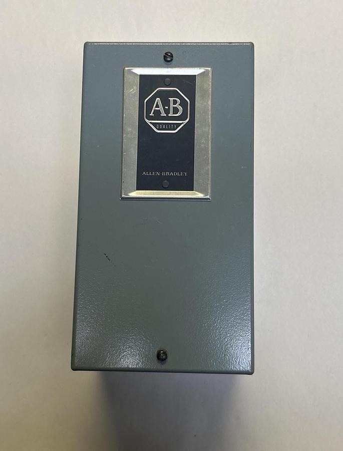Used ALLEN BRADLEY,700-N201A1,CONTROL RELAY