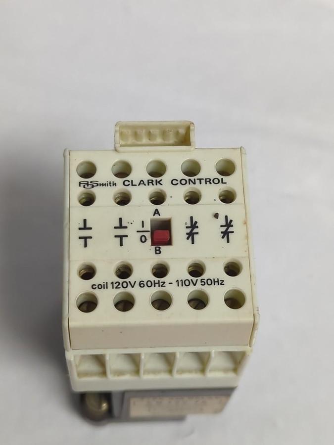 Used CLARK,2N122-76,TYPE SM RELAY 120V 60HZ-110V 50HZ COIL PRE-OWNED
