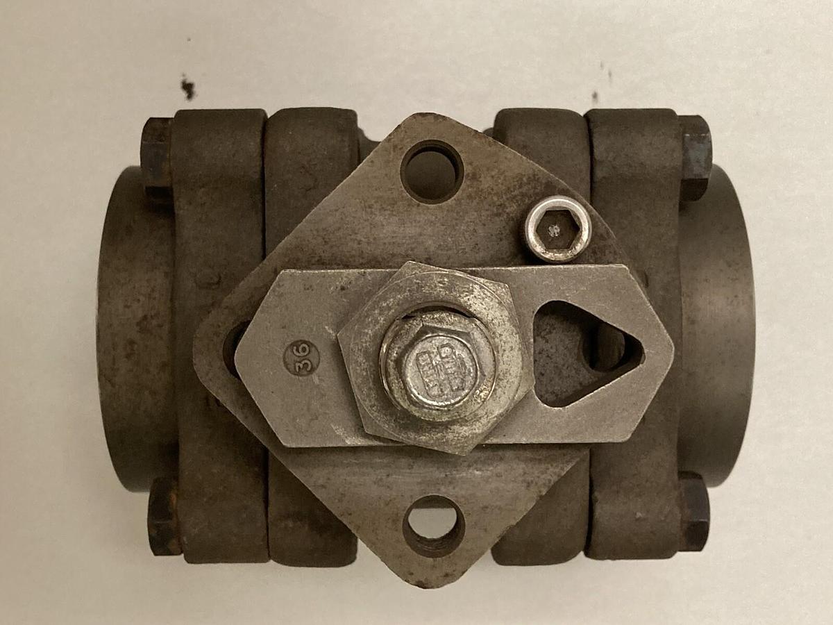 Neles-Jamesbury,2-1/2 4C 2236 MT1,Ball VALVE Model A