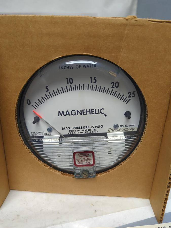 DWYER,2025,MAGNEHELIC DIFFERENTIAL PRESSURE GAUGE NOS