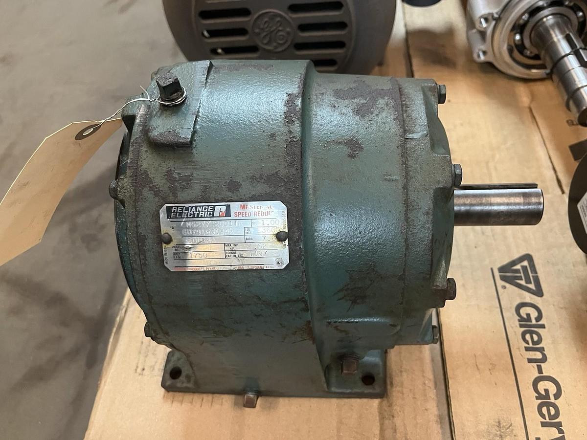 Used DODGE RELIANCE,56DM16A,GEAR REDUCER RATIO 7.6 HP 4.52 1750RPM