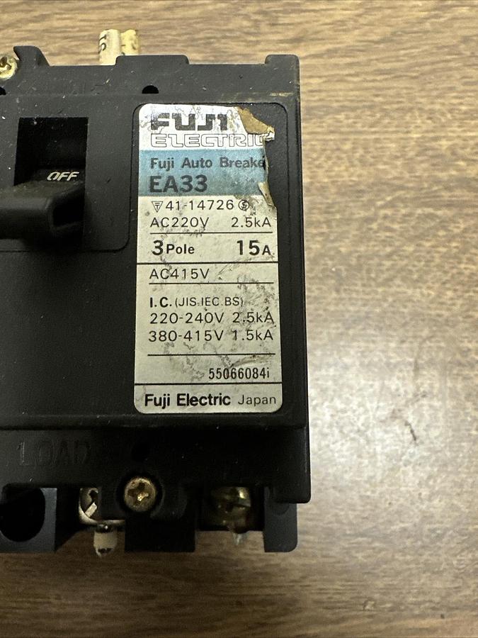 Used Fuji Electric,SA33,15Amp 3 Pole Circuit Breaker