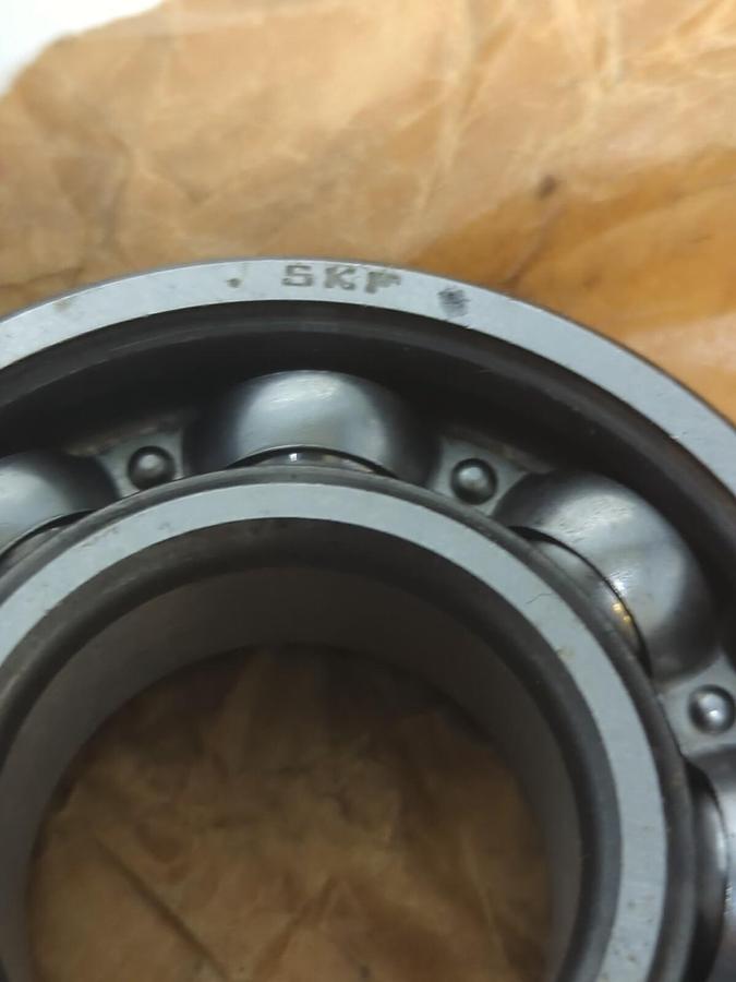 SKF,6307 2RS,DEEP GROOVE BALL BEARING NOS
