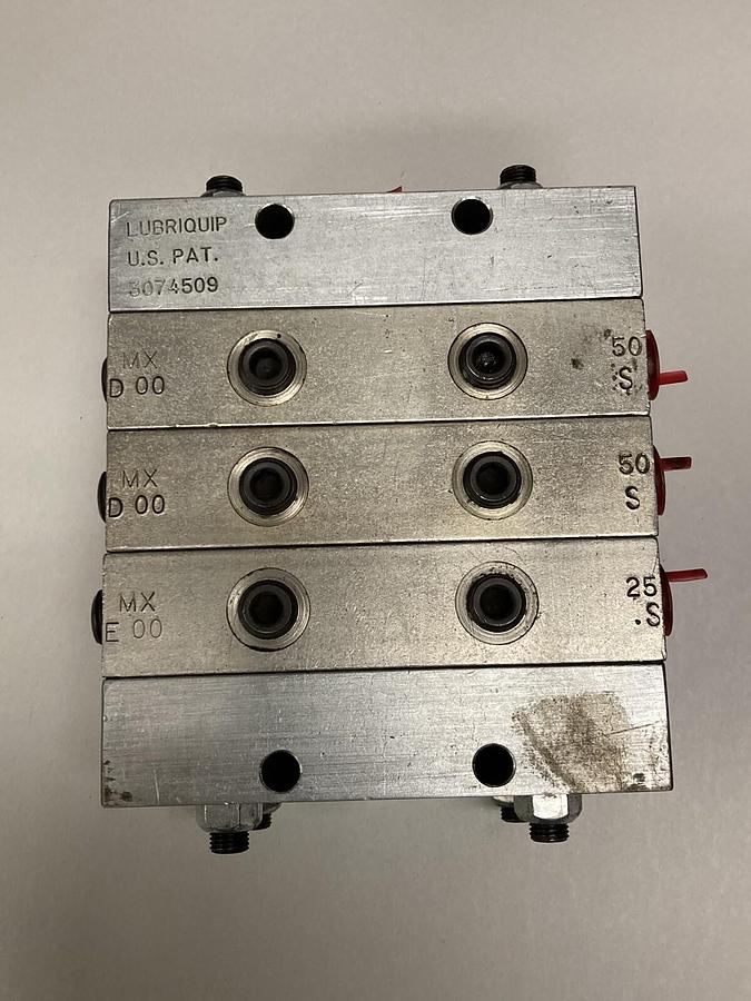 Used Graco,MXD00-50S MXE00-25S,Divider Valve  3074509