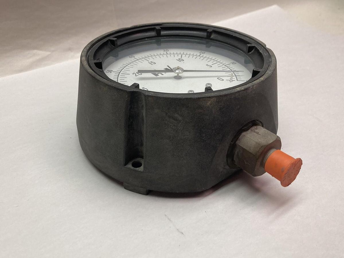 Used Hi-Vac,0-76cm 0-30in,Pressure Gauge