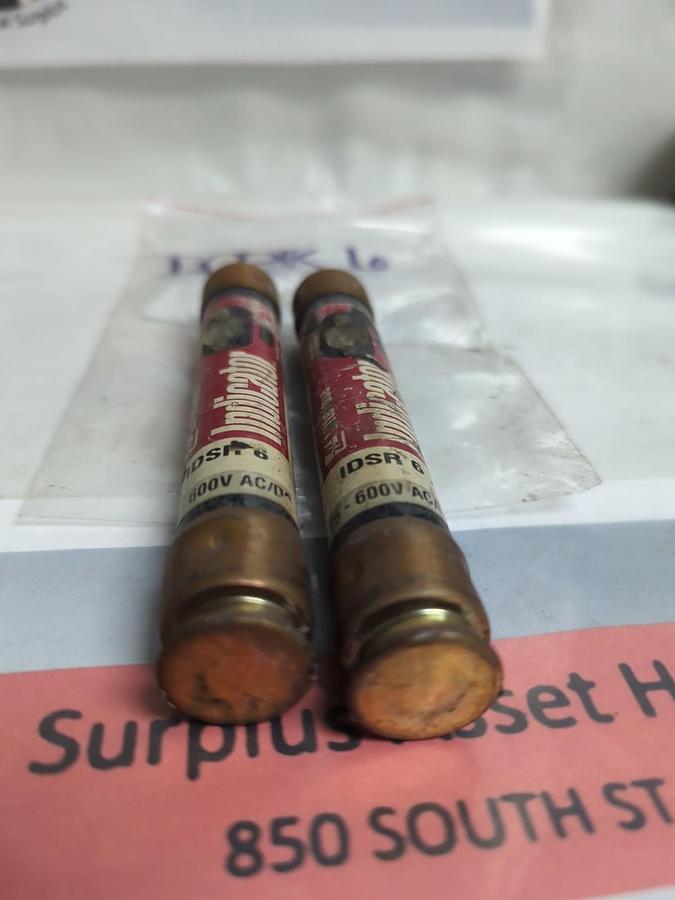 Used LITTELFUSE,IDSR-6,INDICATOR 6 AMP FUSE LOT OF 2 PRE-OWNED
