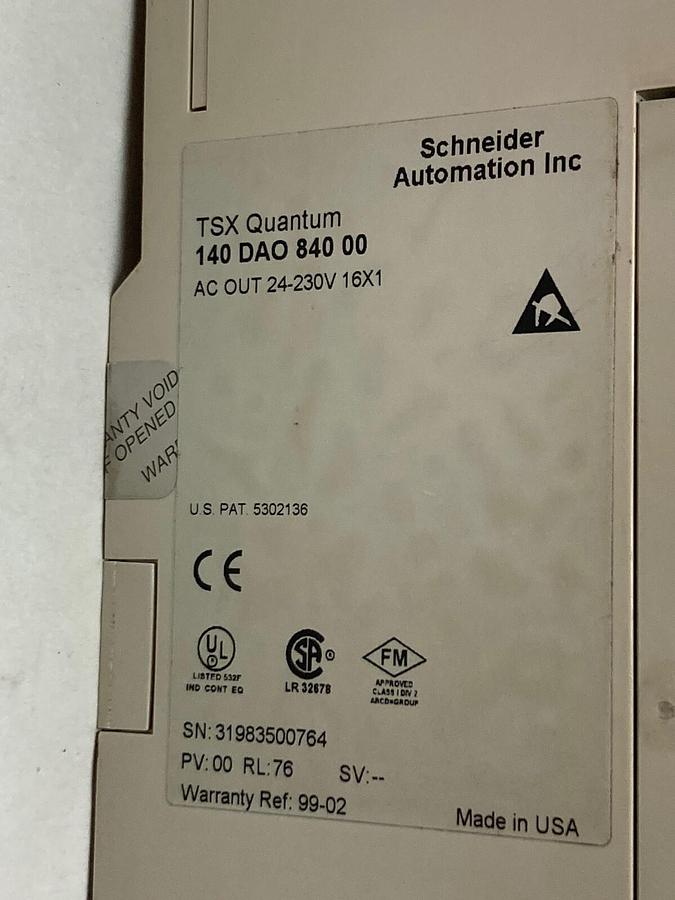Used Schneider Electric Modicon,140-DAO-840-00,Discrete Output Module