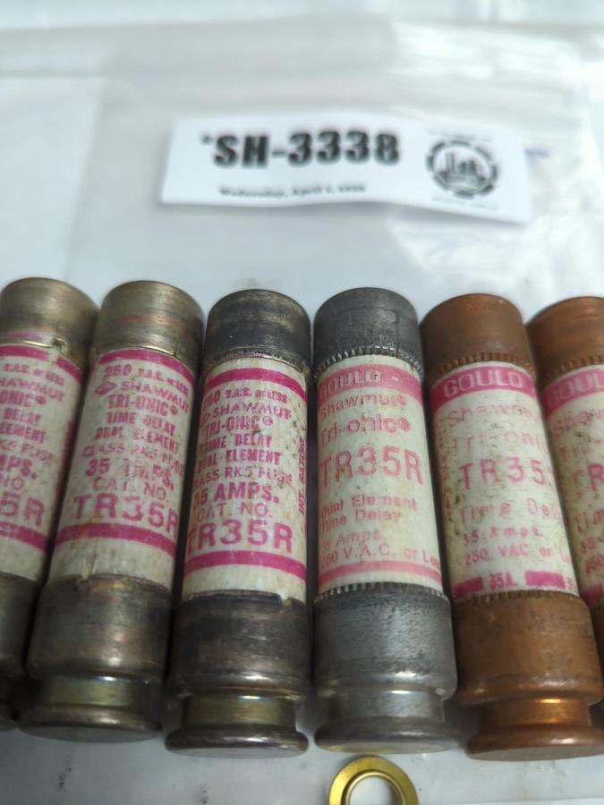 Used GOULD SHAWMUT,TR-35R,TRI-ONIC 35 AMP FUSE LOT OF 6 PRE-OWNED