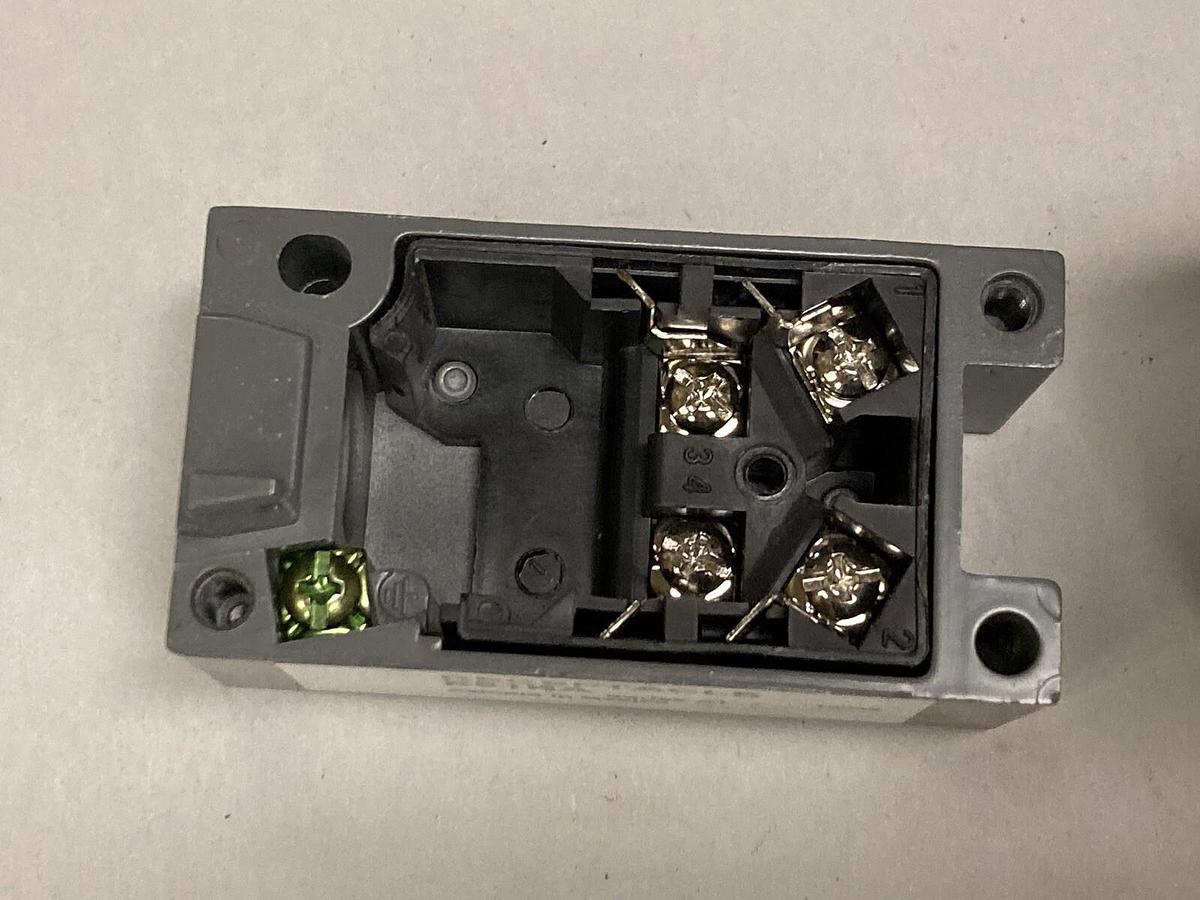 Used Eaton Cutler-Hammer,E51RA,Receptacle