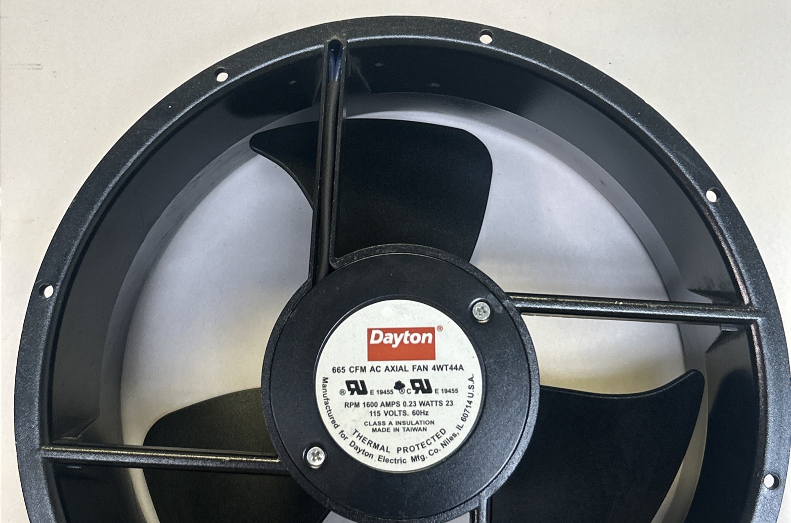 Used DAYTON,4WT44A,665 CFM AC AXIAL FAN