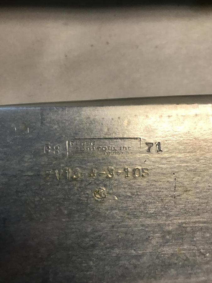 Fluid Controls,2V13-4-3-10S,Hydraulic Manifold Valve