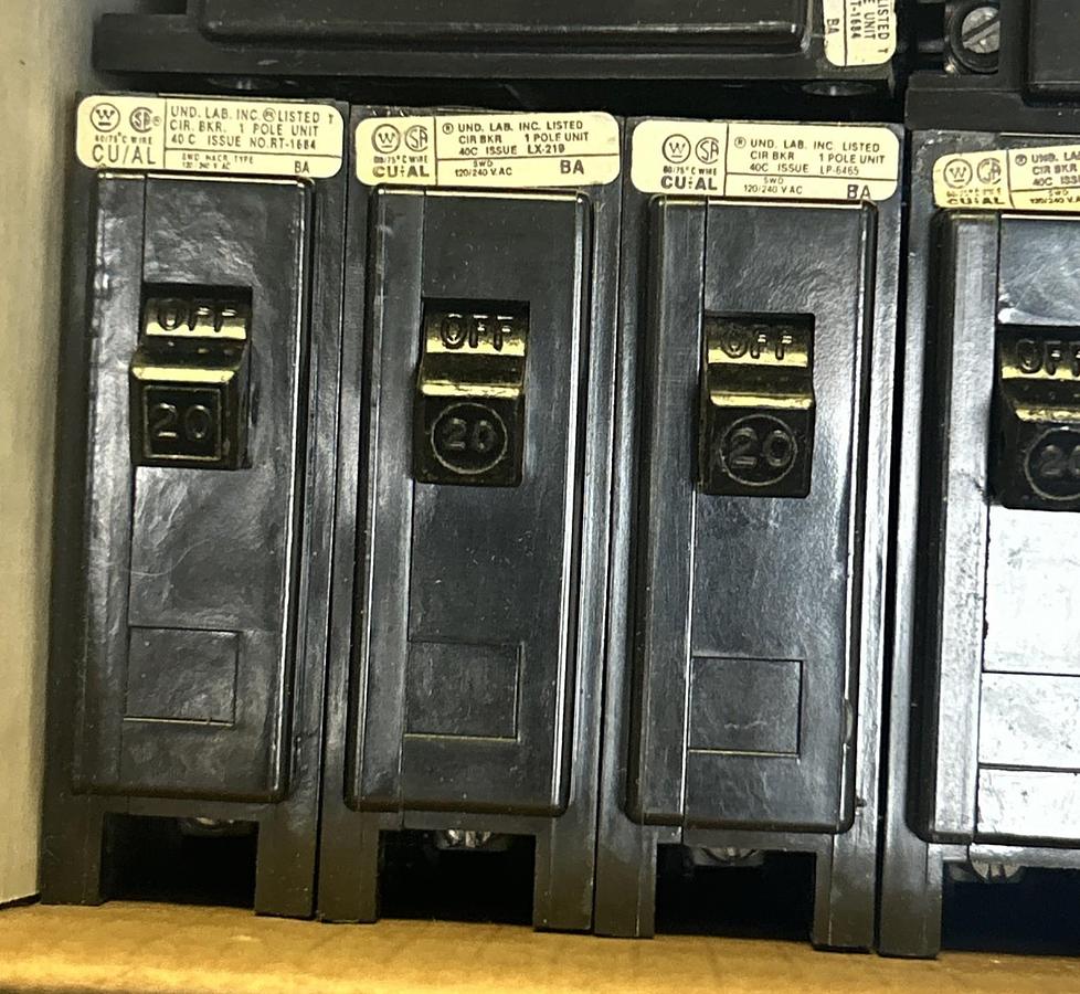 Used WESTINGHOUSE,HACR120,CIRCUIT BREAKER 20A 120/240V 1P LOT OF 13