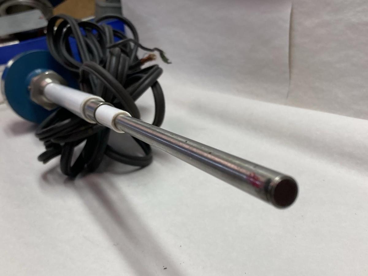 Used Drexelbrook Engineering,260-2-163,Housing Enclosure