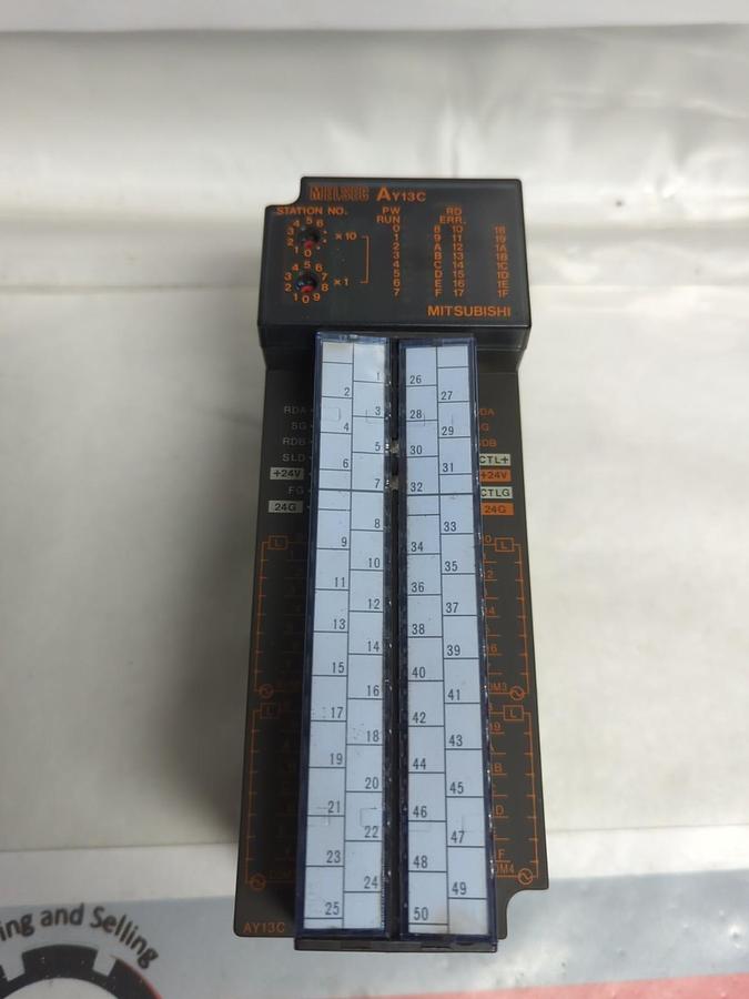 Used MITSUBISHI,AY13C,MELSEC OUT PUT UNIT PRE-OWNED